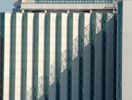 082304_NYCwalk050v1