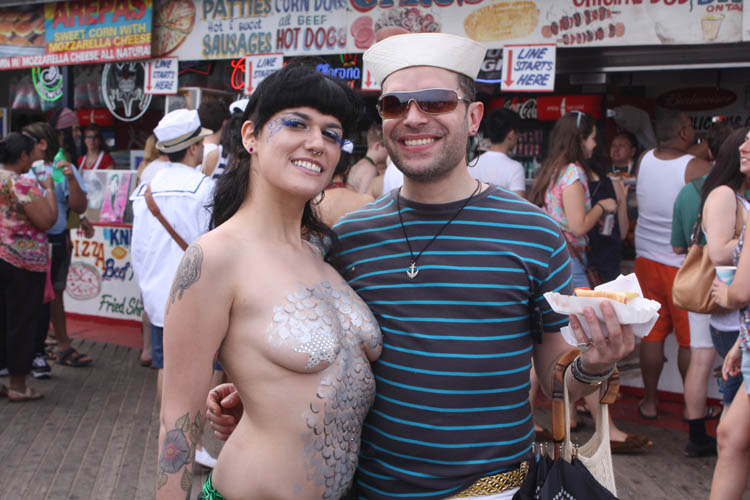 Mermaid_Parade_08